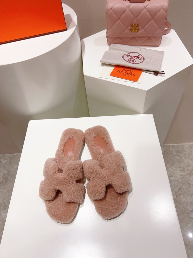 Hermes Slippers